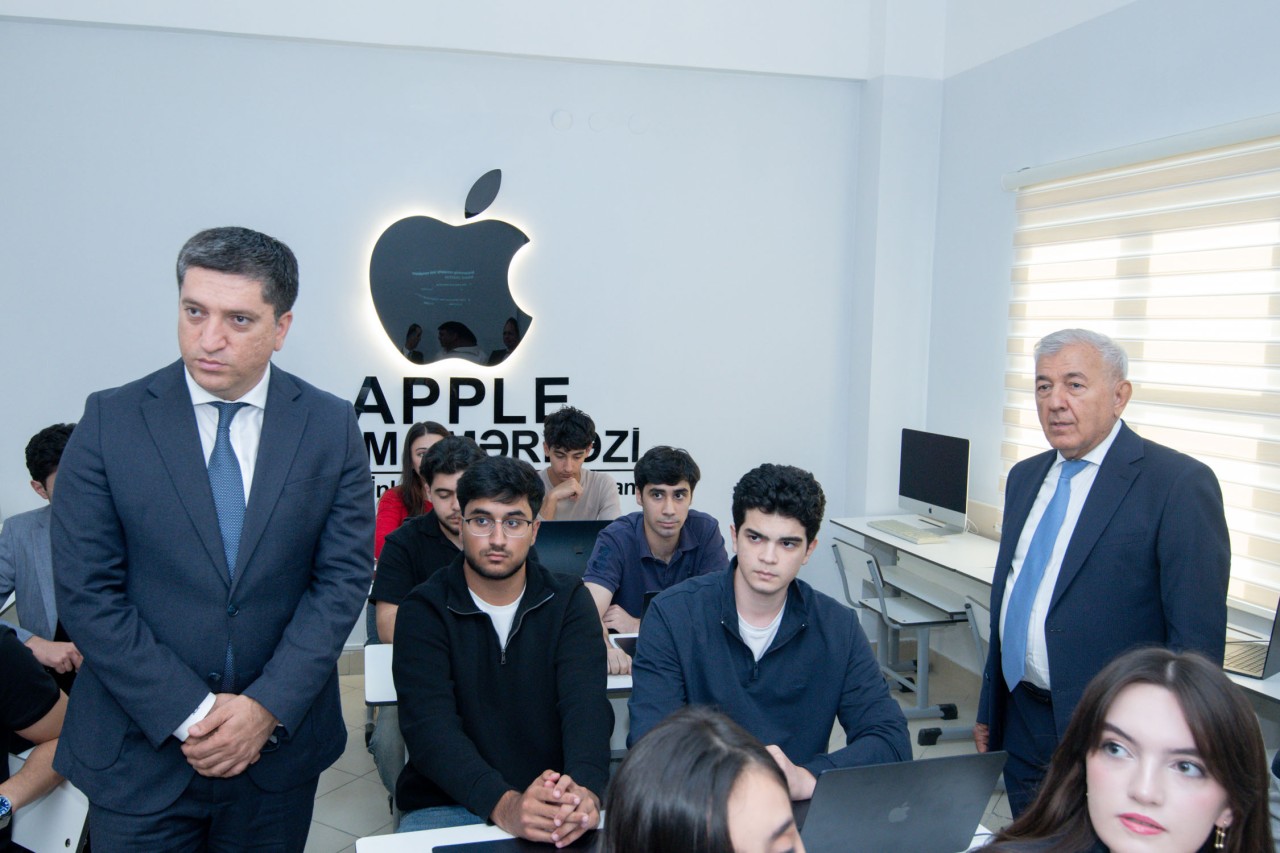 BMU-da “Apple” Səlahiyyətli Təlim Mərkəzi açılıb - FOTOLAR